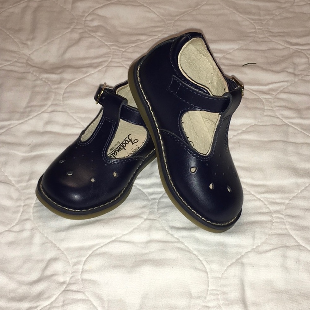 Footmates Harper Mary Jane, Navy. Beautiful shoes.